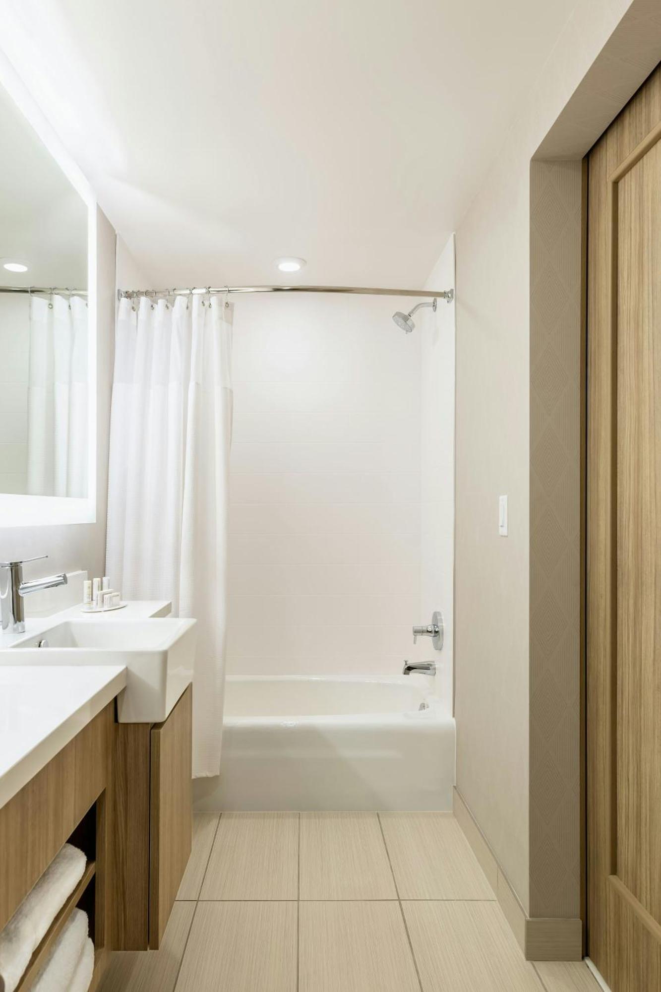 Springhill Suites St. Paul Downtown Saint Paul Bagian luar foto